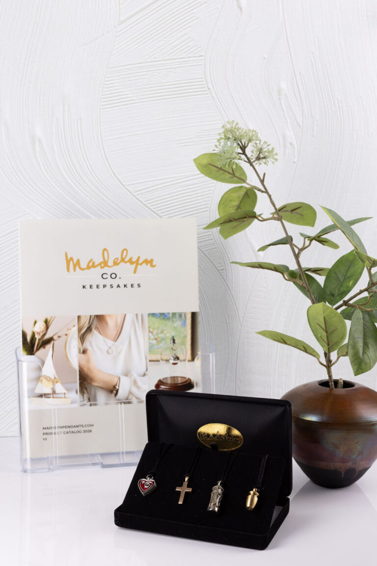 Display set of 4